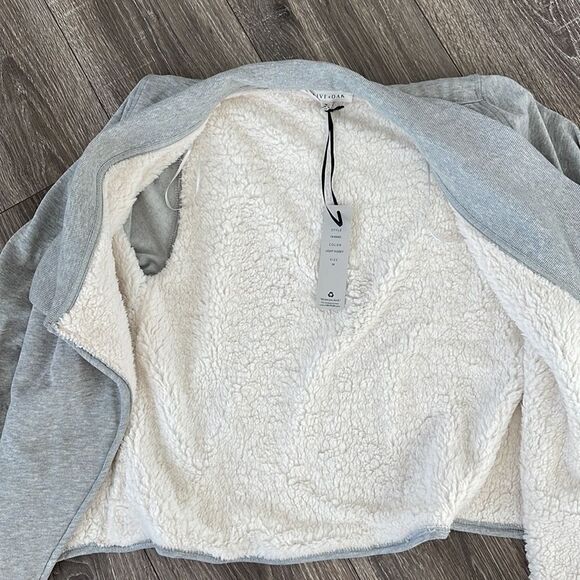 Olive & Oak Waterfall sherpa lined grey cardigan - Picture 4 of 9